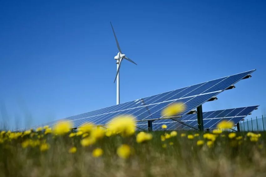 América Latina registrará entrada de 319 GW em solar e eólica até 2030