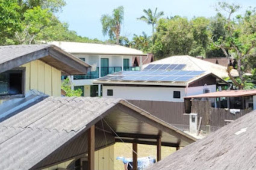 Pousadas investem em energia solar com baterias