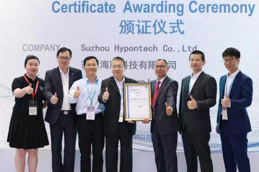Canal Solar Setor empresarial peInversores da Hypontech recebem certificações da TÜV SÜD