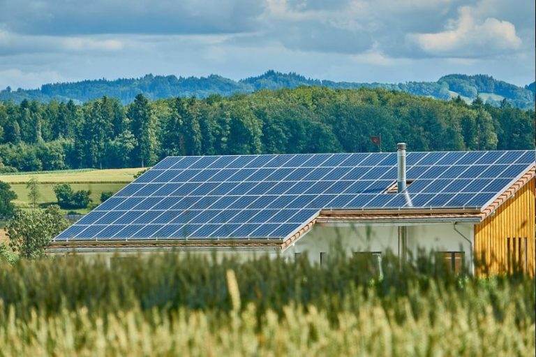 Canal-Solar-Consumidor-rural-tarifa-subiu-o-dobro-da-media-nacional-em-2022.jpg