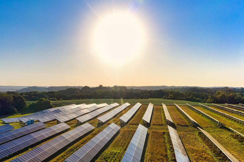 Investimentos em energia solar ultrapassam R$ 30 bi em 2023