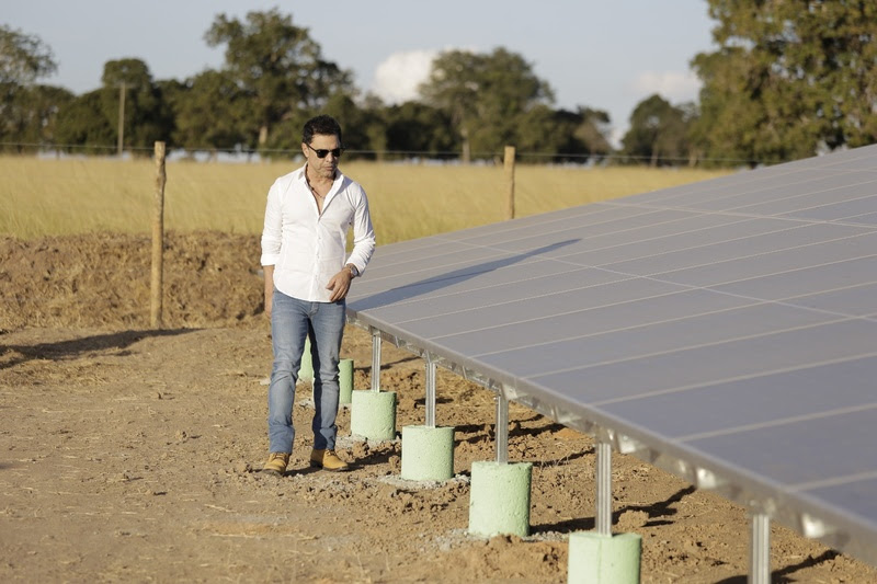 Zezé di Camargo adquiriu uma usina solar pela rentabilidade do projeto. Foto: EcoPower/Divulgação