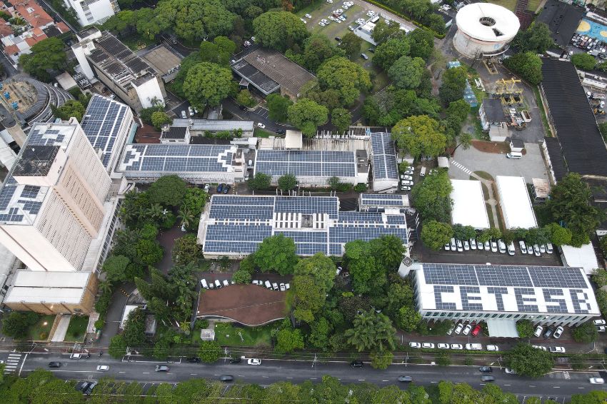 CETESB apostou em projeto com microinversores para aumentar eficiência da captação e conversão de energia solar. Foto SoleriDivulgação