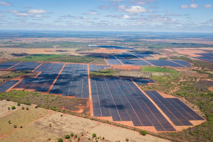 Geração centralizada de energia solar ultrapassa 10 GW no Brasil