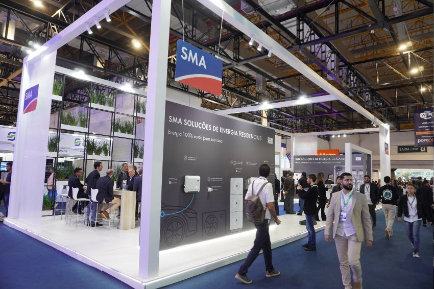 SMA lança inversor híbrido monofásico na Intersolar