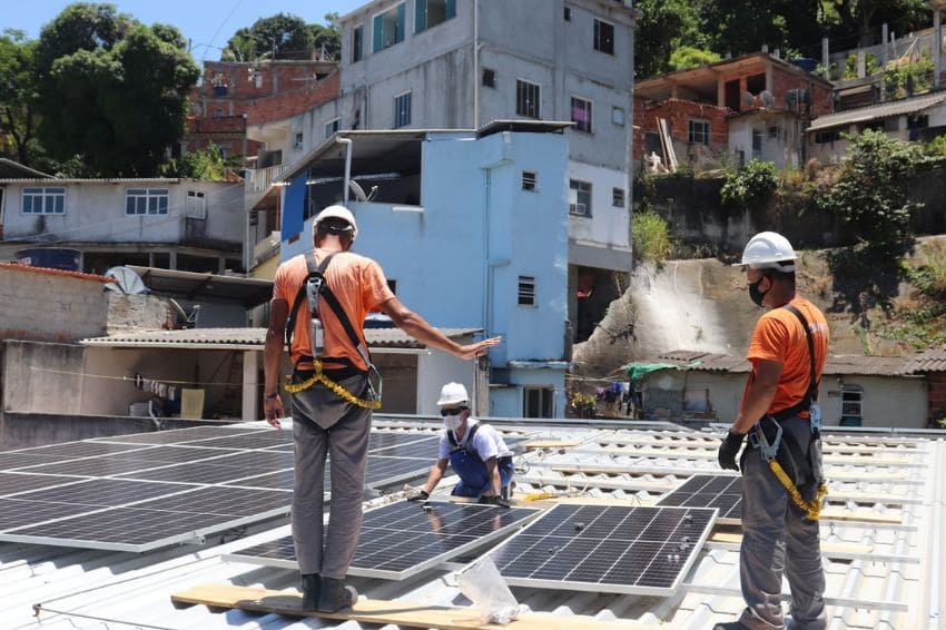 Projeto deve fornecer energia solar a 100 comunidades do Brasil até o fim de 2025