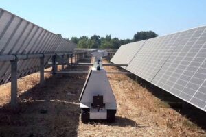17-11-23-canal-solar-Stäubli investe em IA para facilitar O&M em usinas de utility-scale