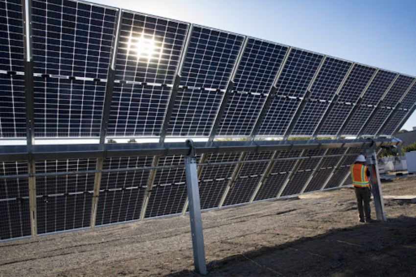 Canal Solar Medição da bifacialidade dos módulos fotovoltaicos