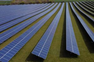 Energia Solar Canal Solar Grandes usinas fotovoltaicas atingem 11 GW , aponta ABSOLAR