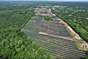 Energia Solar Canal Solar Usina de 26,7 MW com módulos bifaciais é conectada à rede