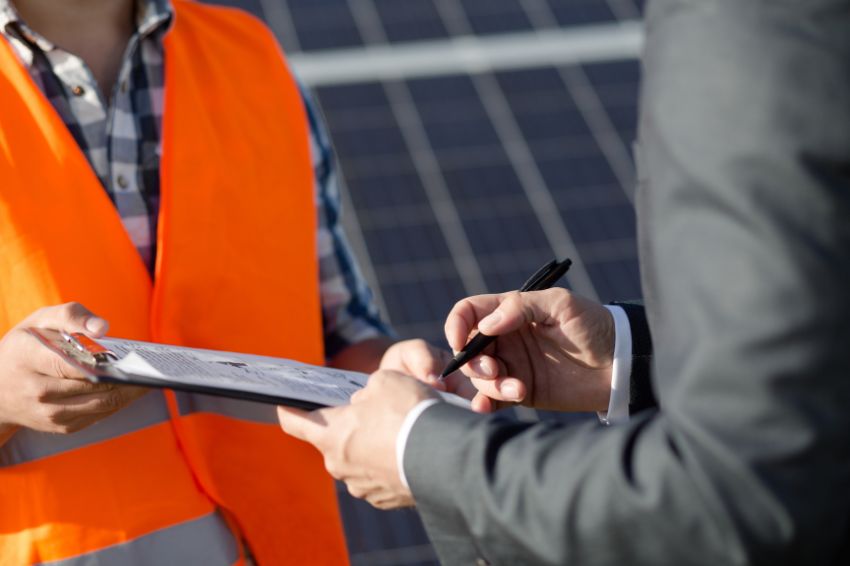 Energia solar Canal Solar Empresas e autoridades estudam novas normas para garantir segurança em sistemas FV