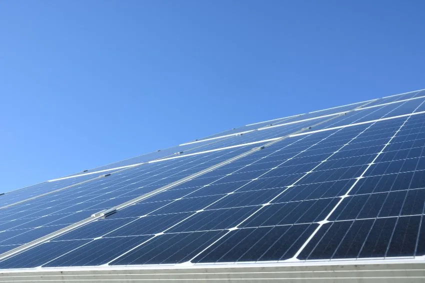 Energia solar Canal Solar GreenYellow e Matrix Energia firmam acordo para acesso de 645 municípios à energia solar
