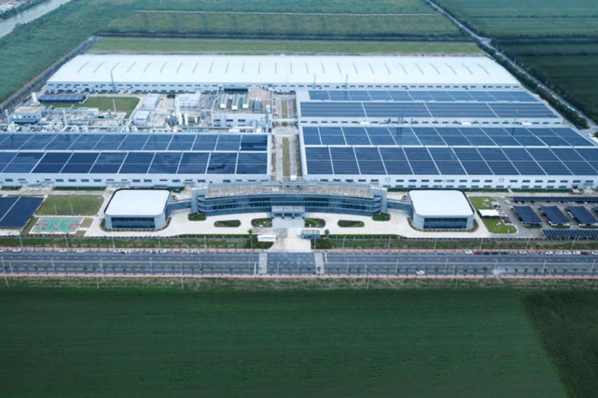 TÜV Rheinland atesta fábrica da Astronergy como 1ª zero-carbono do mundo na indústria FV