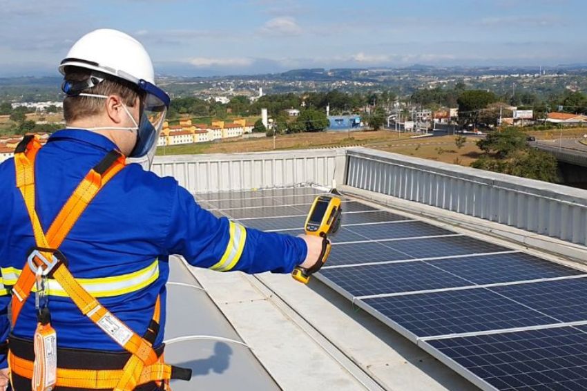 Energia solar já criou mais de 800 mil empregos no segmento de GD