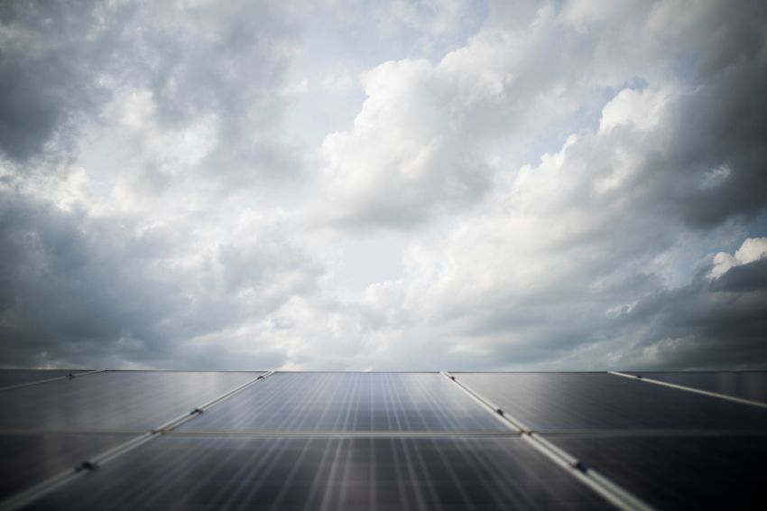Energia solar Canal Solar Como as variações climáticas impactam a eficiência dos sistemas fotovoltaicos