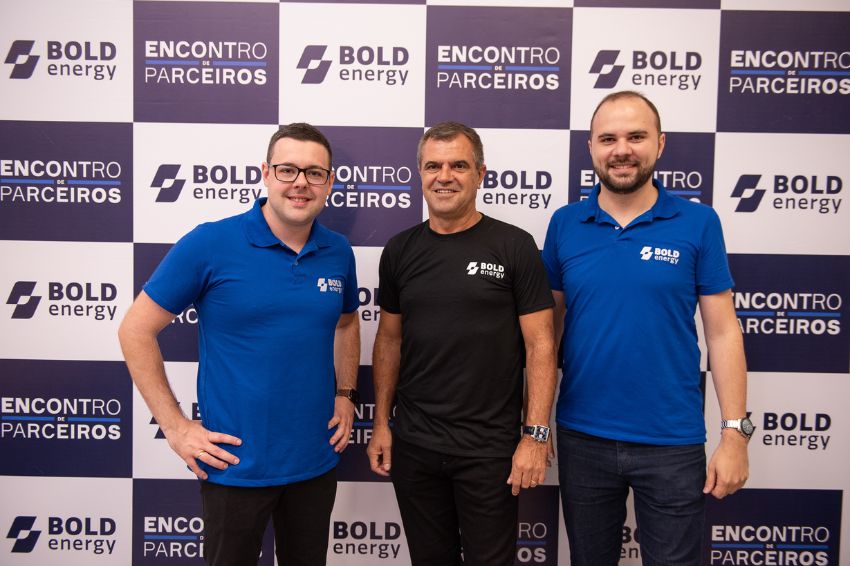 Bold lança programa de fidelidade e expande portfólio de inversores