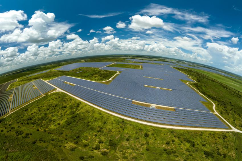Produção de energia solar cresceu 52,4% em janeiro no Brasil