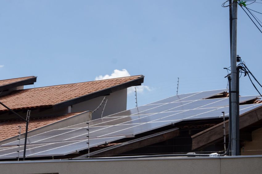Prefeitura lança chamamento público para credenciar empresas de energia solar