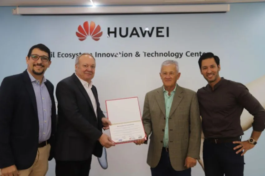 PHB Solar começará a ofertar soluções da Huawei