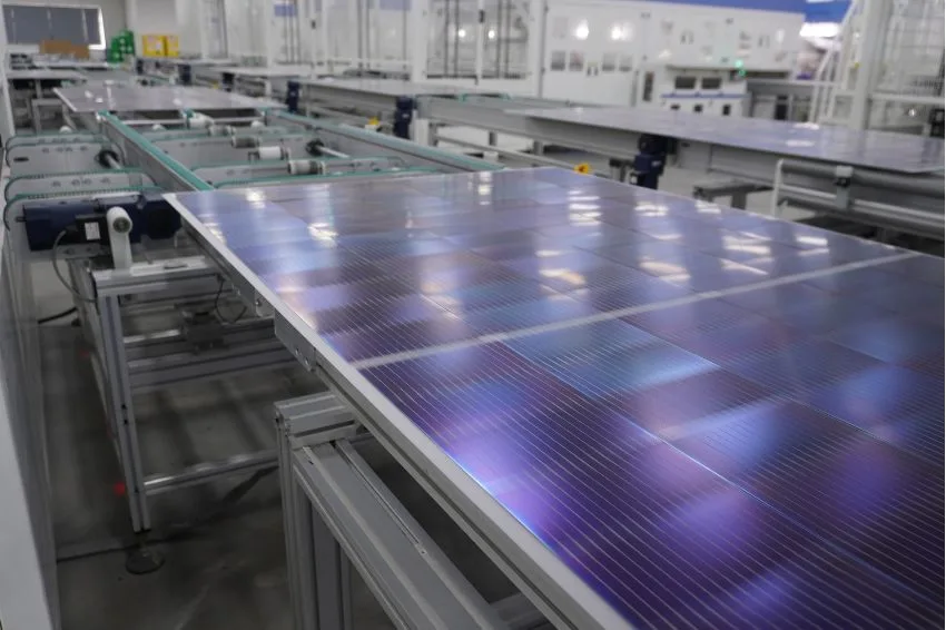Preço dos módulos fotovoltaicos deve permanecer em baixa até 2025