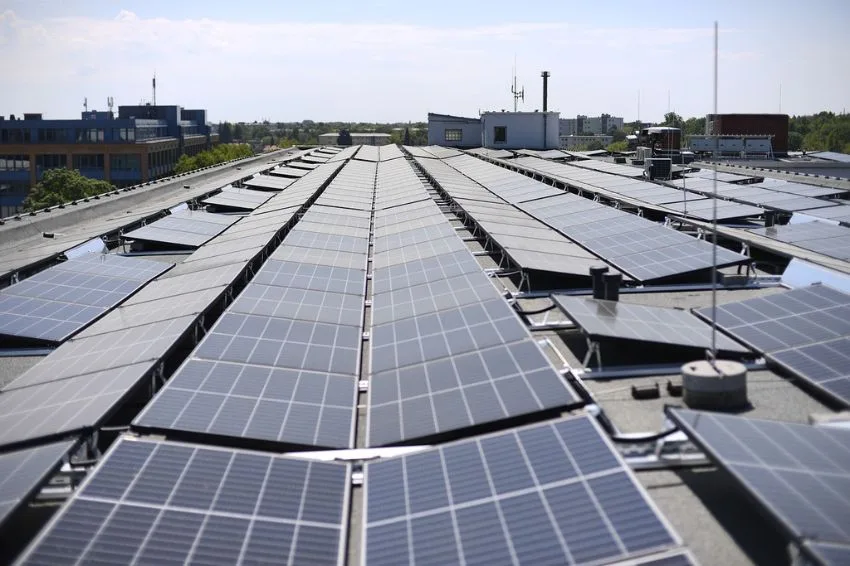 Distrito Federal estuda abastecer prédios públicos com energia solar
