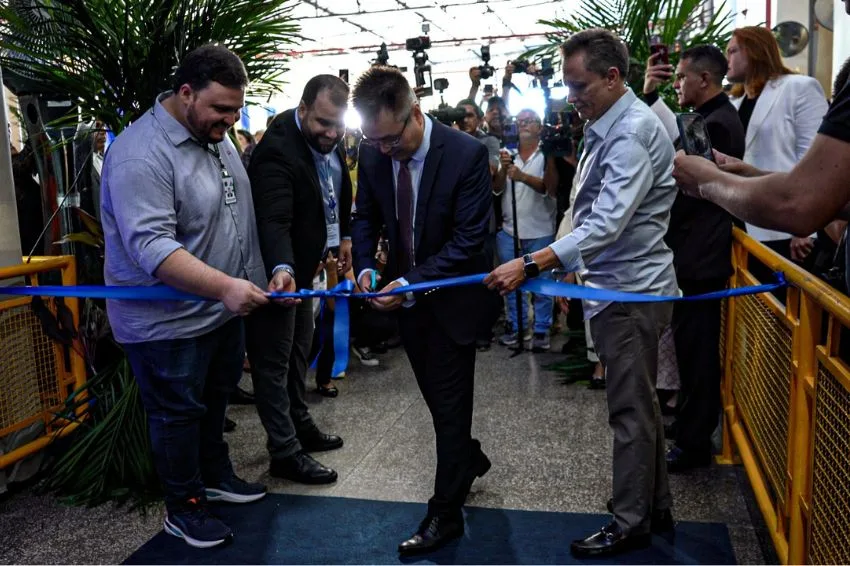 Livoltek inaugura sua 1ª fábrica de inversores fotovoltaicos no Brasil