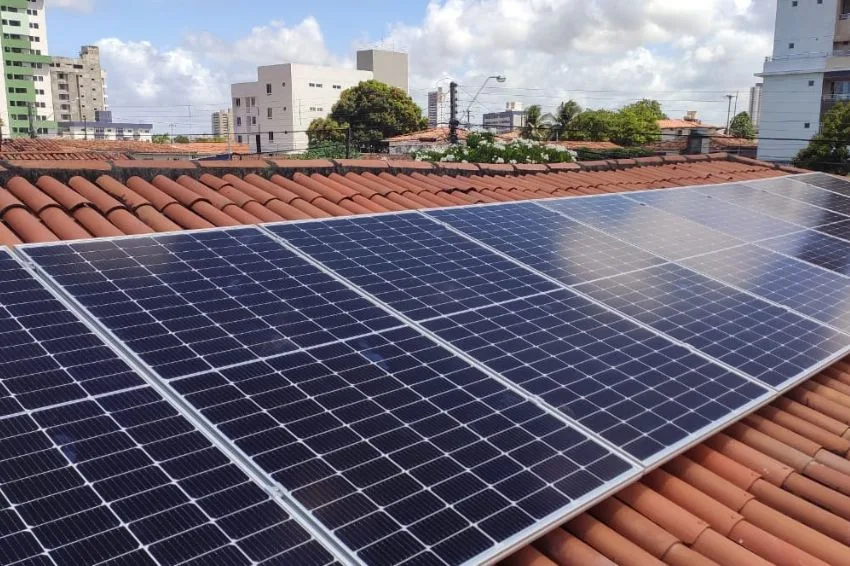 Justiça da Paraíba suspende ICMS retroativo para energia solar