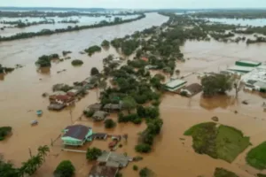 Eventos climáticos extremos no Sul do Brasil e o uso de seguros de energia solar