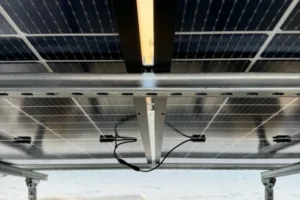 Sunova lança módulo bifacial com frame de compósito