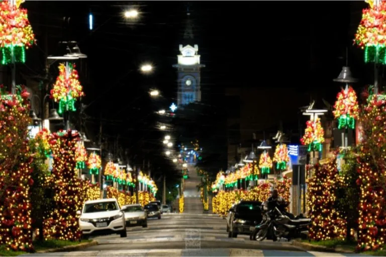 Evento de Natal em Socorro (SP) é abastecido por energia solar