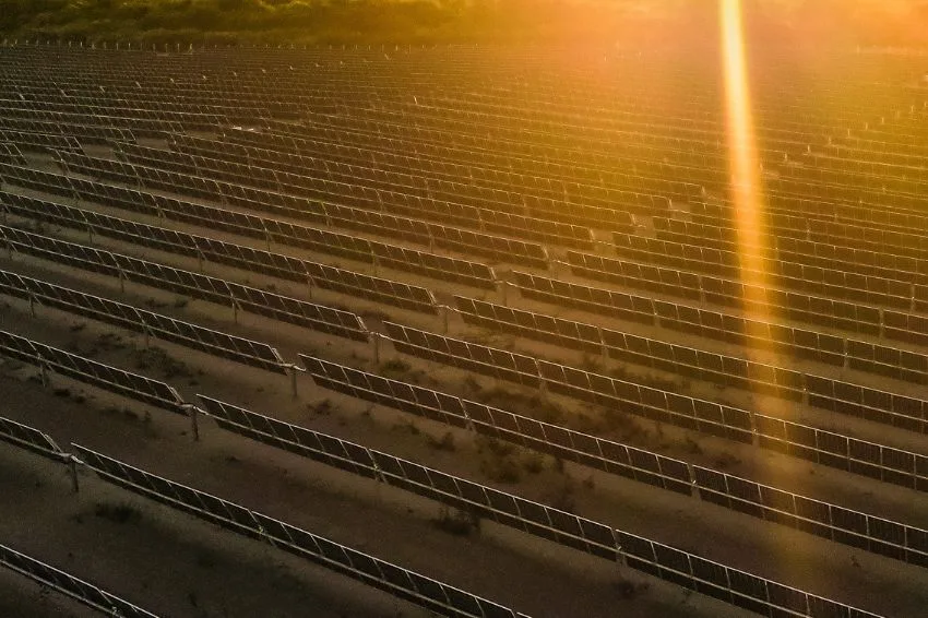 Ranking aponta parques solares com melhores desempenhos de 2024