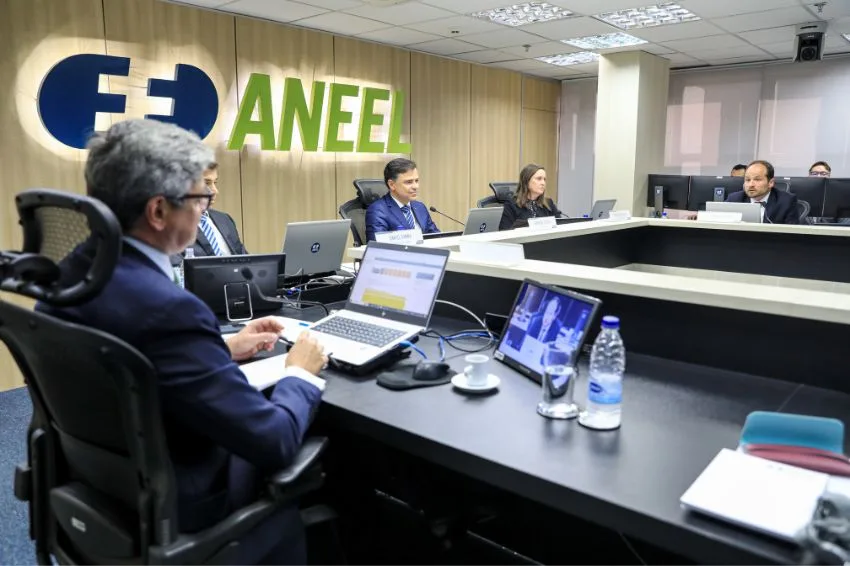 ANEEL aprova série de reajustes tarifários anuais