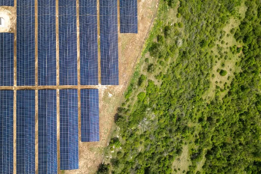 Colômbia quer facilitar requisitos de licenças ambientais para energia solar e eólica