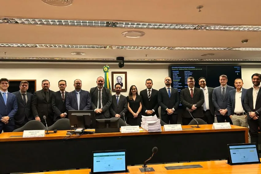 Entidades consideram audiência positiva, mas criticam postura da ANEEL e distribuidoras