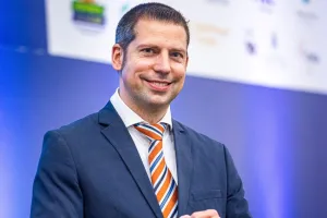 Intersolar destaca soluções e parcerias para o mercado de renováveis