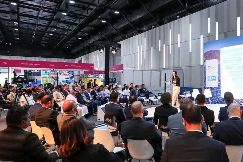 Intersolar e ees Middle East encerram edição histórica em Dubai com recorde de público