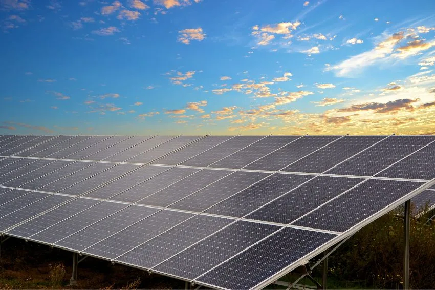 Canal Solar - Má distribuição de investimentos limita expansão da energia solar no mundo, diz relatório