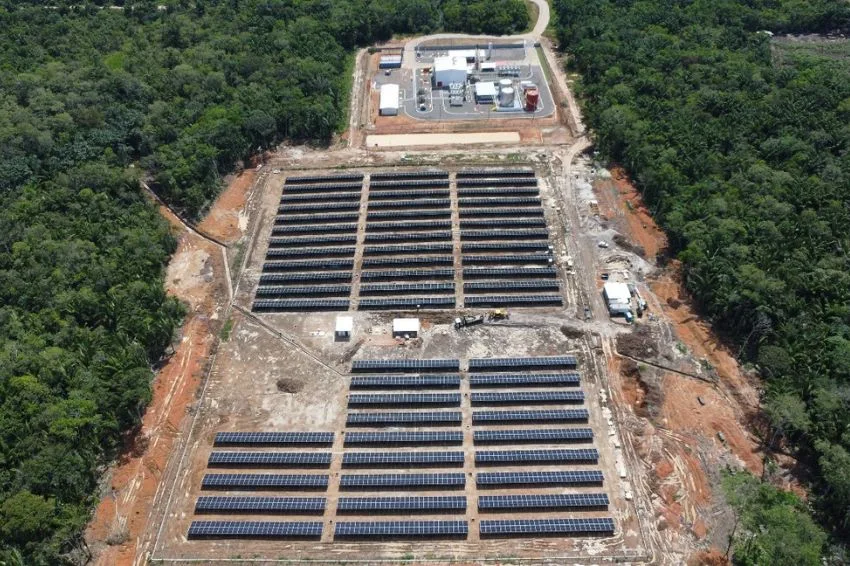 Projetos híbridos avançam e levam transição energética a comunidades isoladas do Amazonas