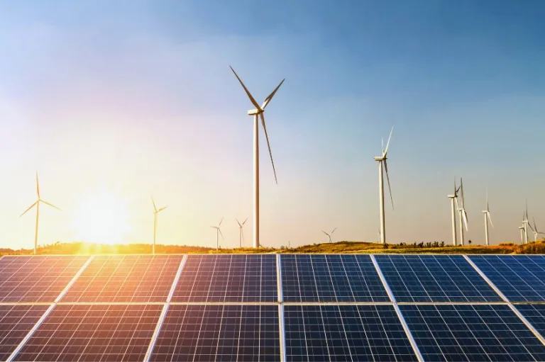 Canal Solar - Renováveis devem ultrapassar carvão como principal fonte de eletricidade até 2026