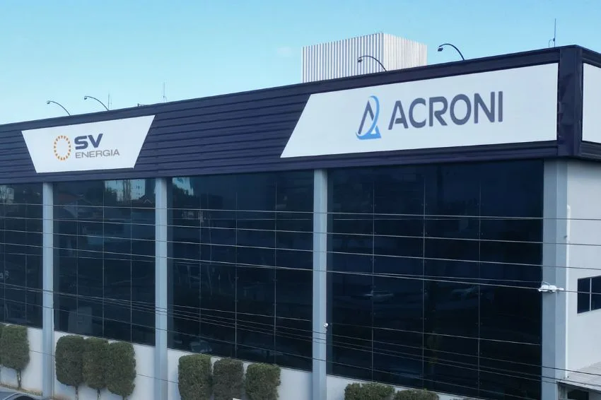 Canal Solar -ZNShine and Acroni partner to distribute 700W HJT modules with graphene