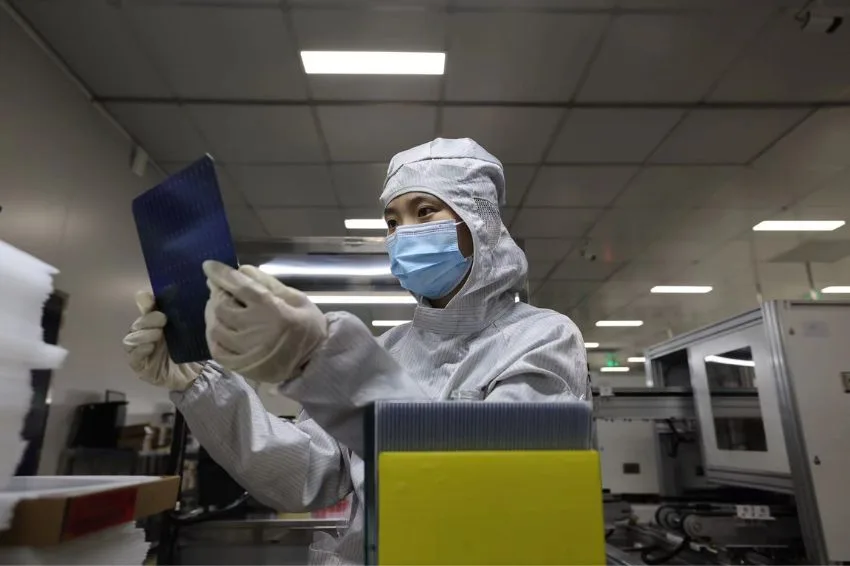 Canal Solar - DMEGC Solar supera R$ 795 milhões em lucro líquido no primeiro semestre de 2025