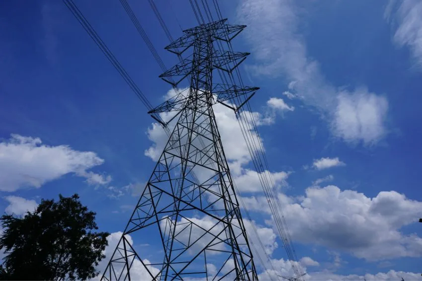 Canal Solar - Em vias de caducar no Congresso, MP do setor elétrico preocupa representantes