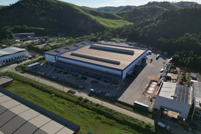 Canal Solar - New structures factory starts operations in Brazil