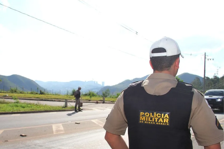 Canal Solar - Polícia intercepta carga irregular de inversores solares; casos recentes ligam alerta nas rodovias