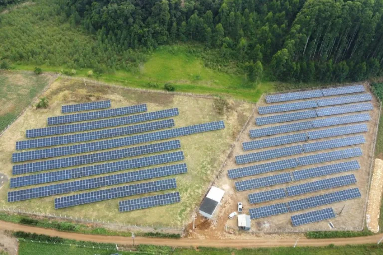 Canal Solar - R4 vende 70% das operações para Unifique e mira expansão no setor de renováveis