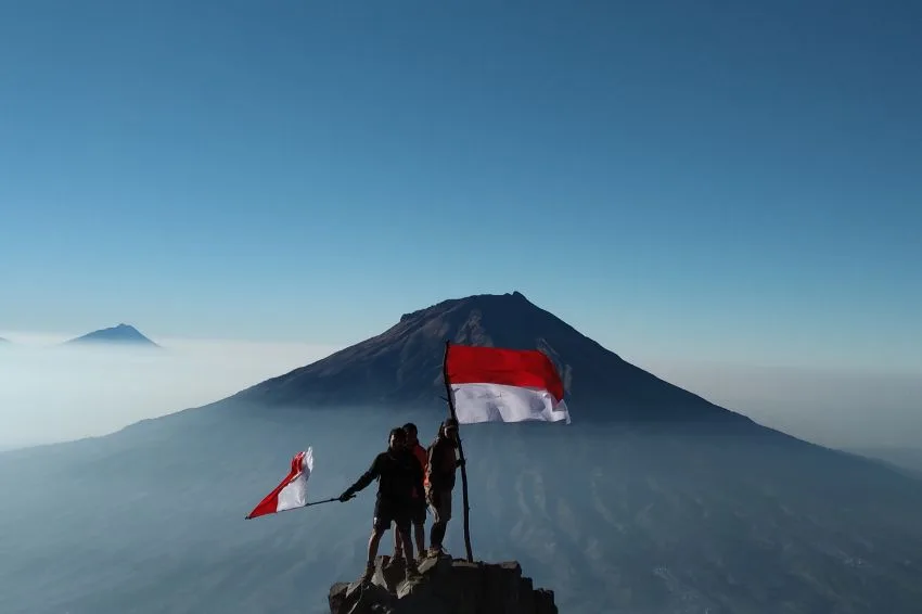 Indonesia wants to install solar energy equivalent to almost two 'Brazils'
