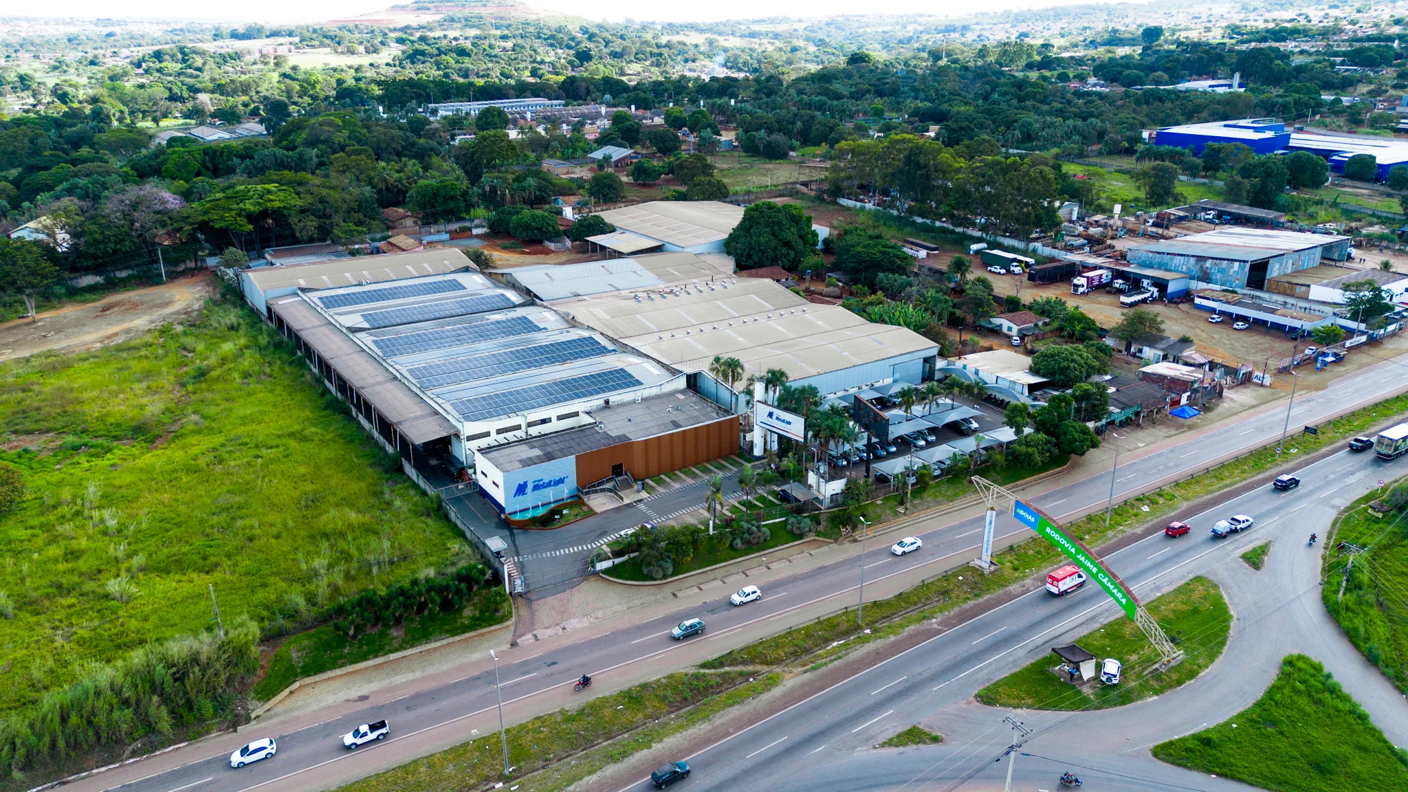 Metal Light fortalece operação industrial com foco em tecnologia e automação