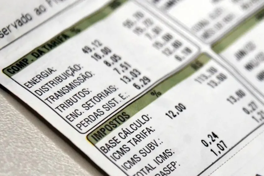 ANEEL reduces tariff flag to red 1 in October