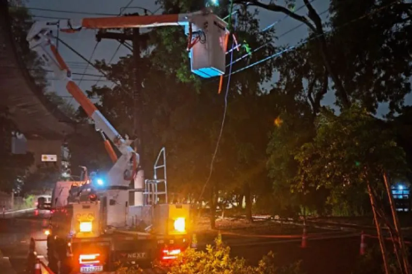 Canal Solar - Chuvas deixam quase 1 milhão sem luz no Grande ABC e na zona sul de SP