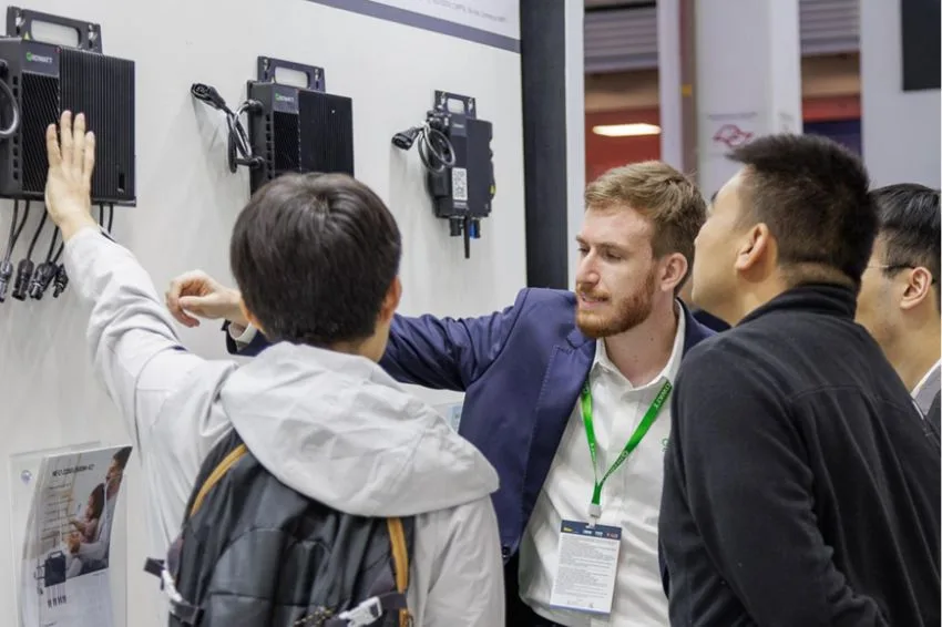 Growatt vê avanço de armazenamento e mobilidade elétrica no Brasil